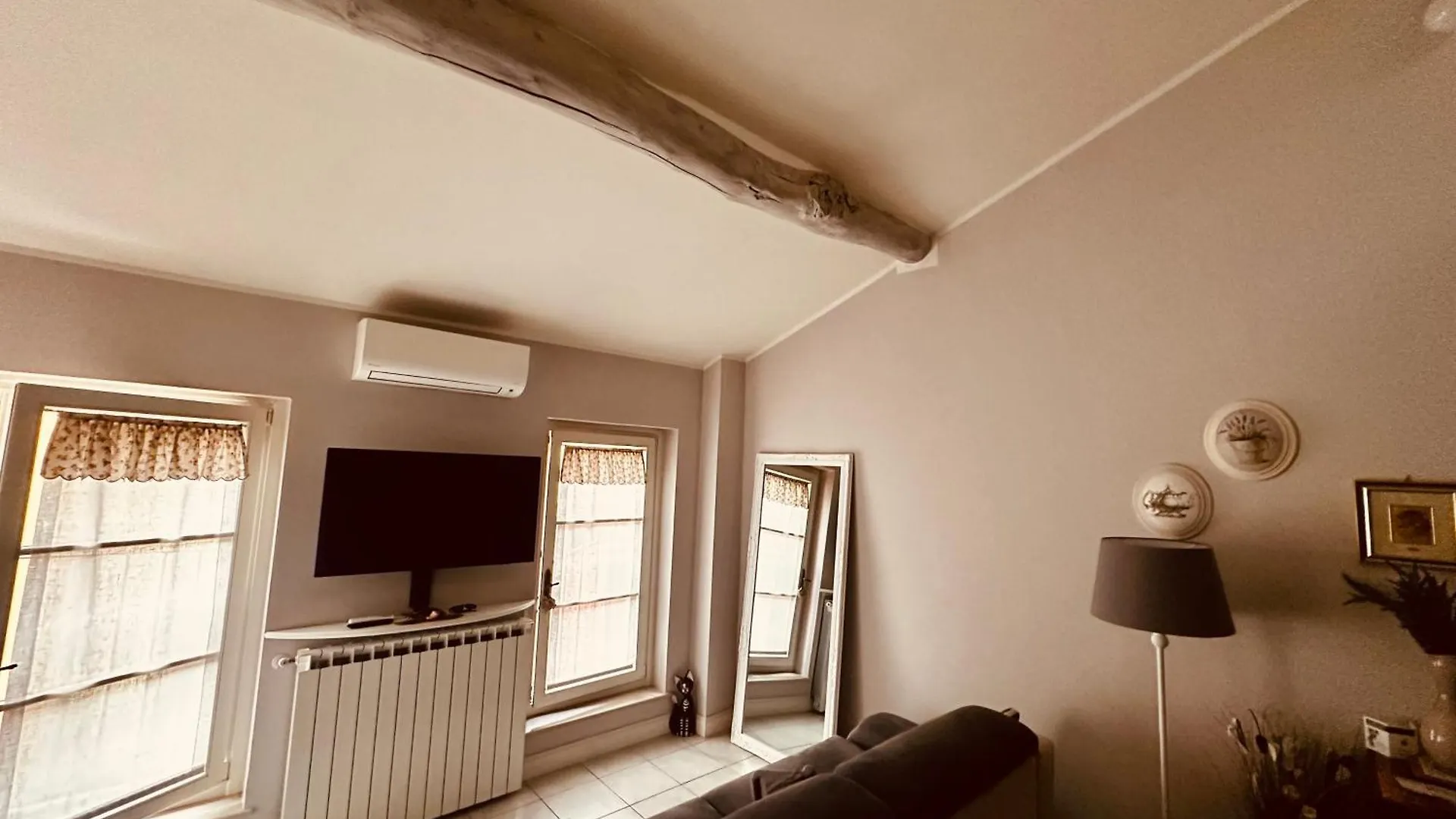 Casa Di Zelda Lägenhet Cremona Italien
