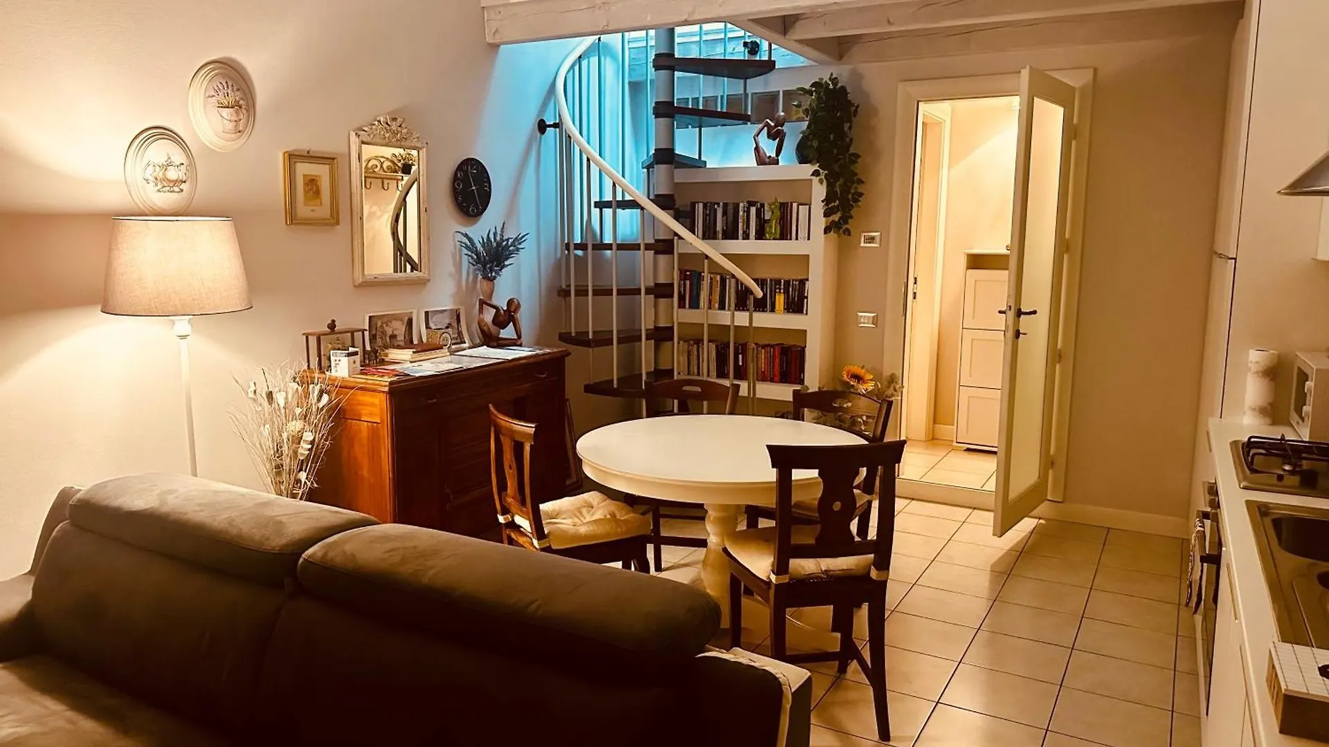 Casa Di Zelda Lägenhet Cremona